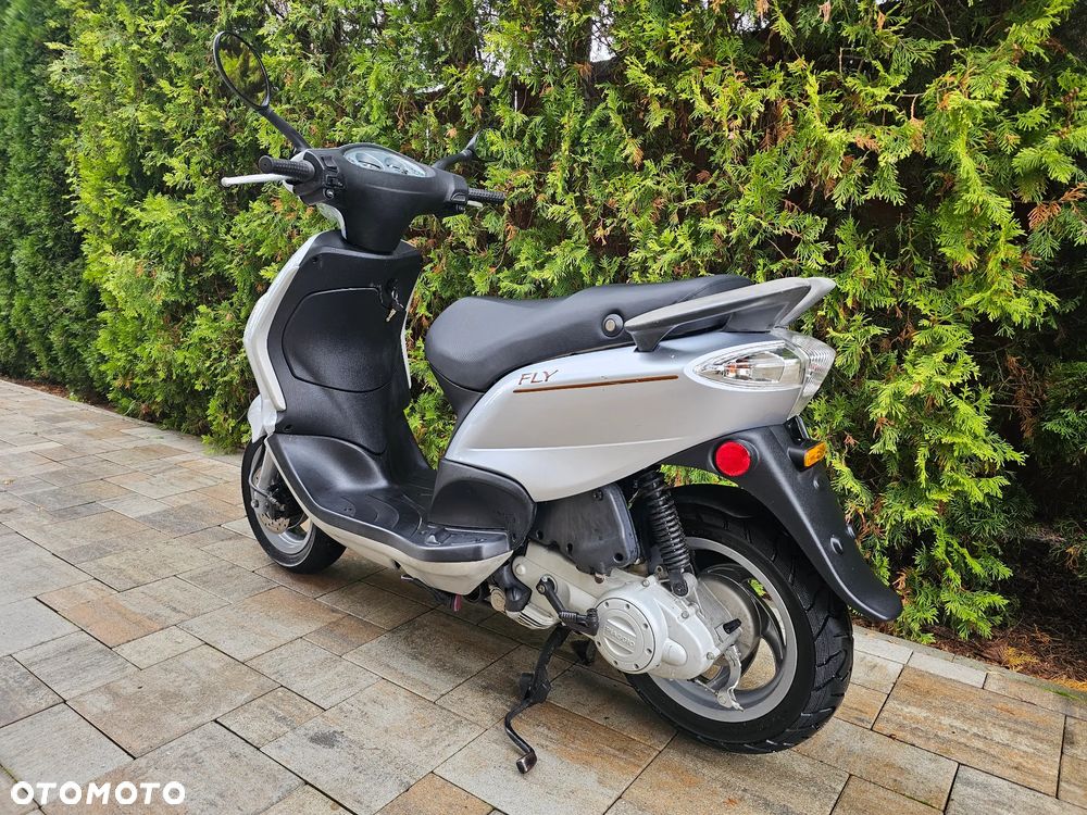 Piaggio FLY - 6