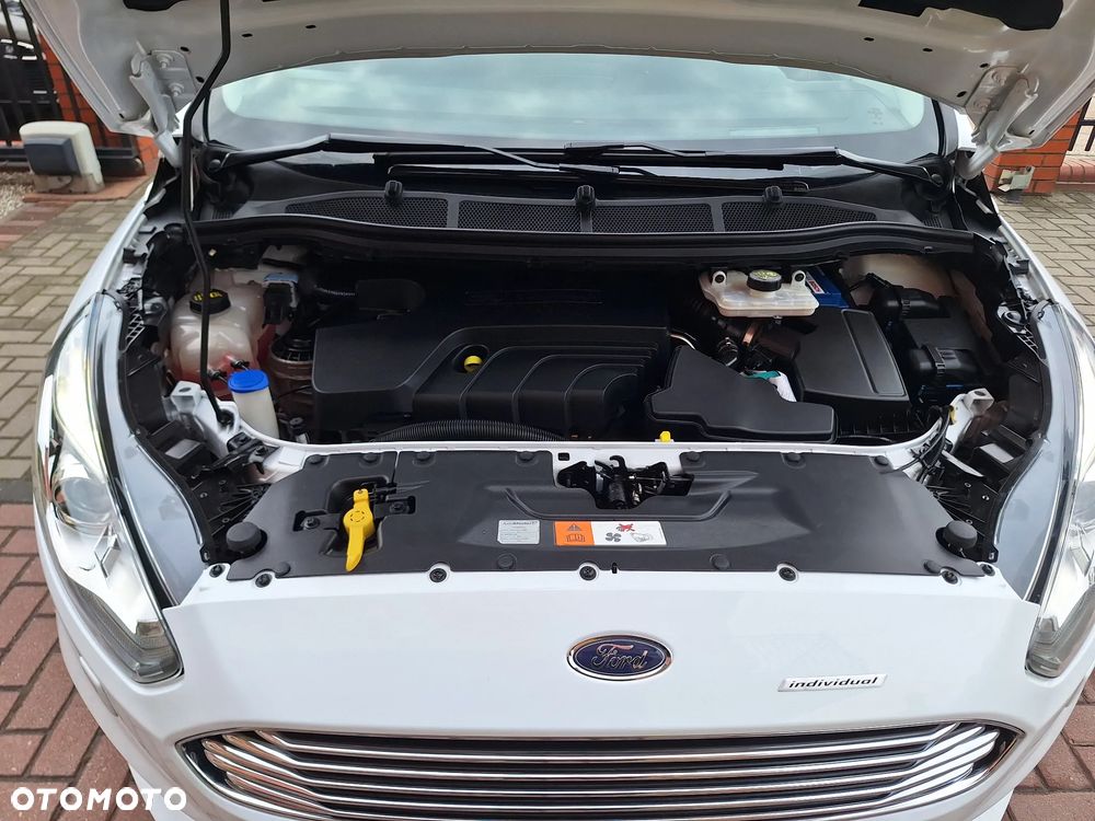 Ford S-Max - 35