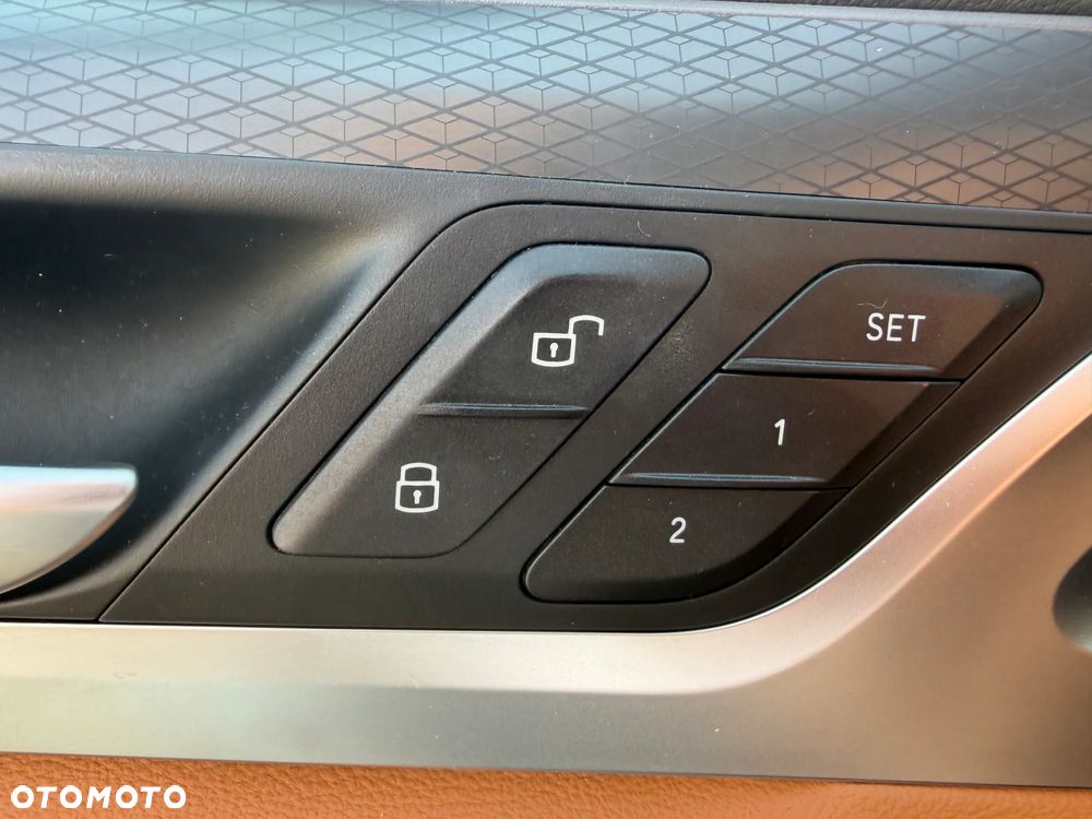 BMW iX3 80kWh Inspiring - 21