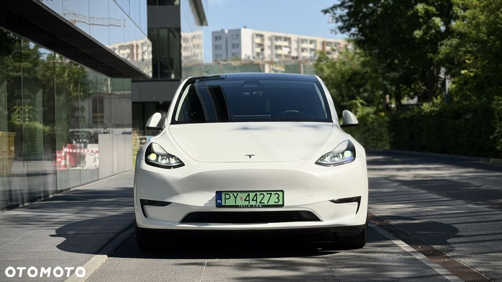Tesla Model Y Performance AWD - 3