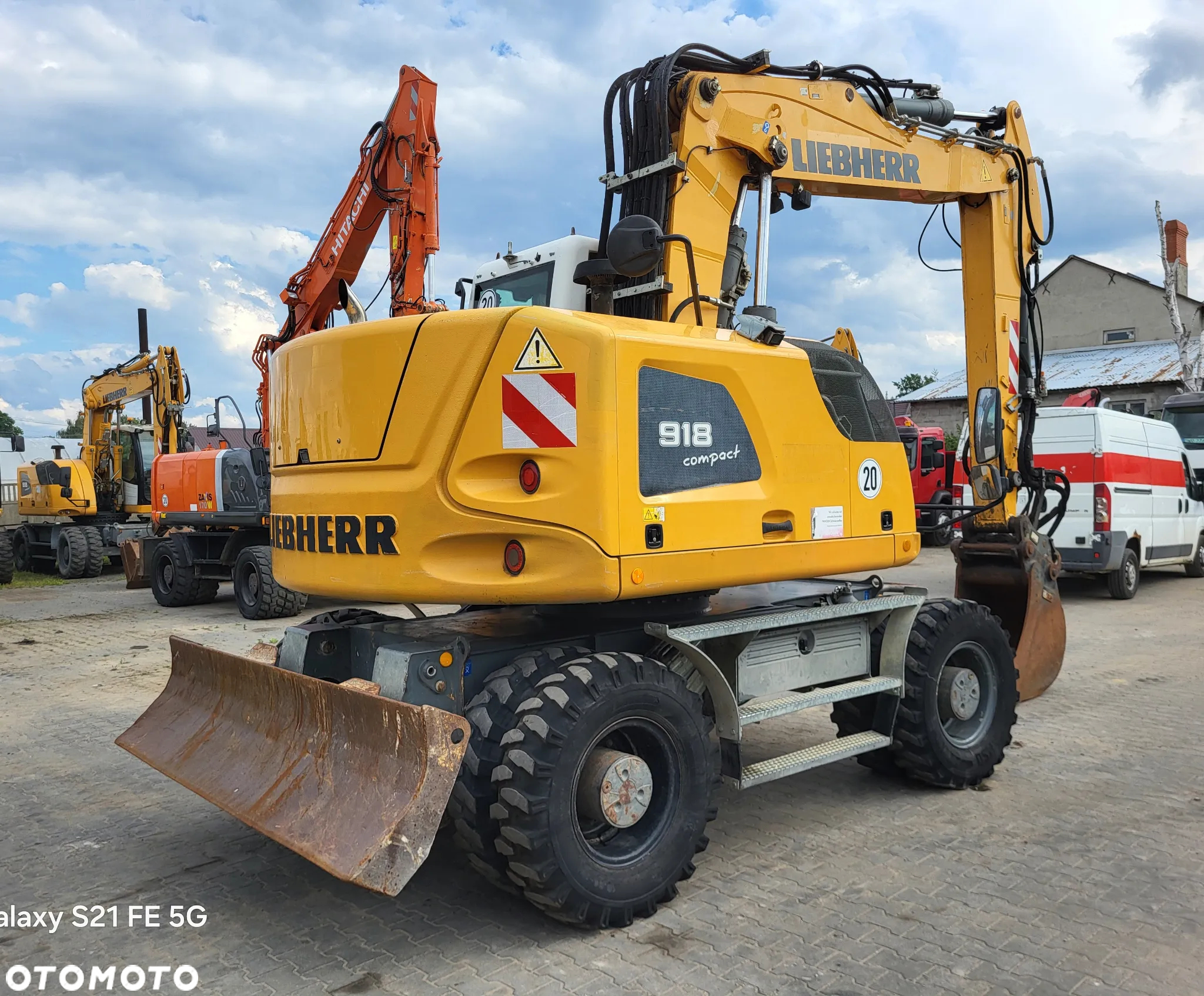 Liebherr A918 Compact / z Niemiec / Stan idealny / - 4