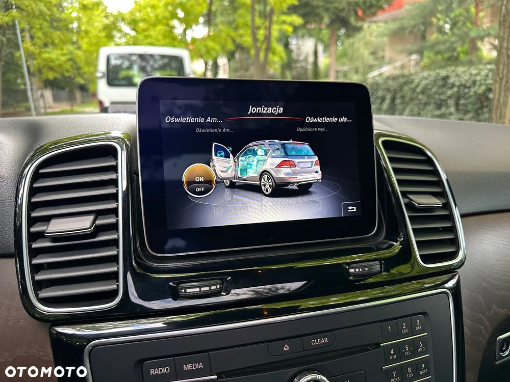 Mercedes-Benz GLE AMG 43 4Matic 9G-TRONIC AMG Line - 27