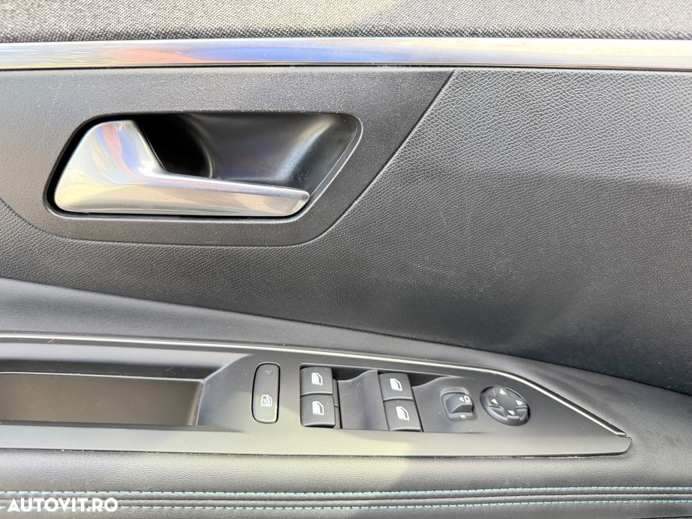 Peugeot 3008 PureTech 130 Stop & Start Allure - 34