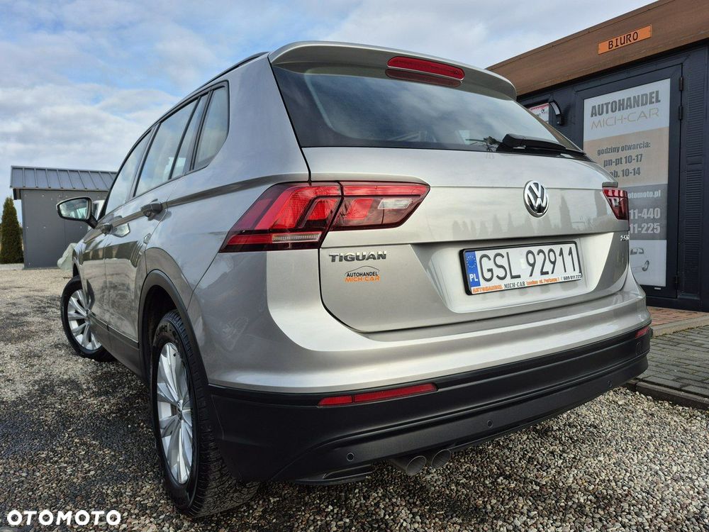 Volkswagen Tiguan - 11