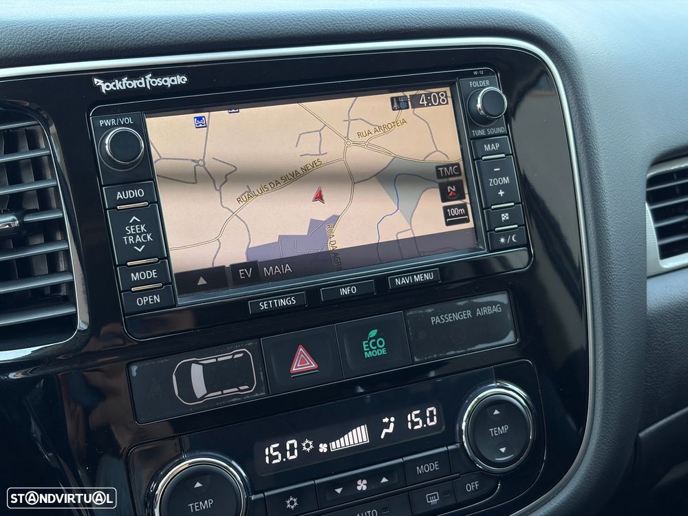 Mitsubishi Outlander 2.0 4WD - 31
