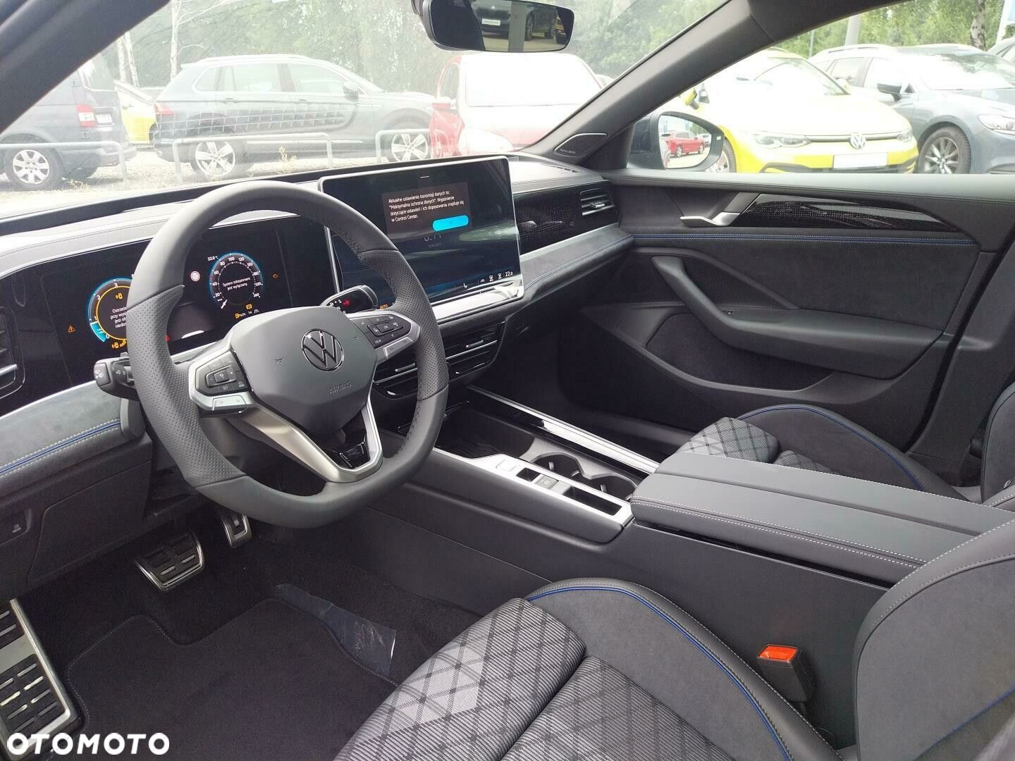 Volkswagen Passat - 13