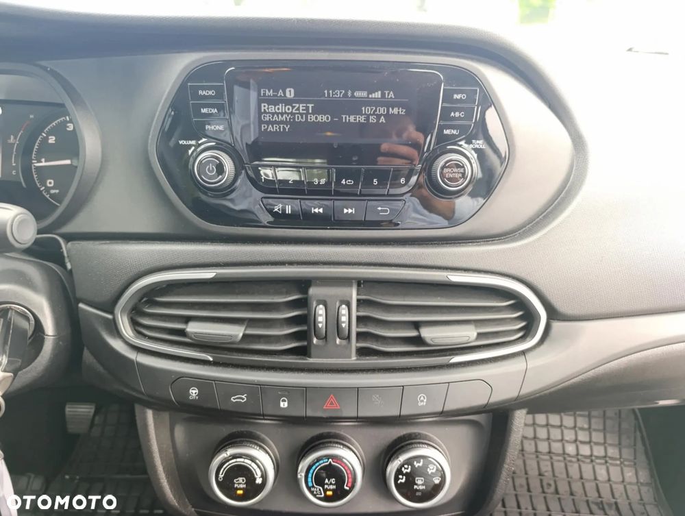 Fiat Tipo 1.0 T3 - 10