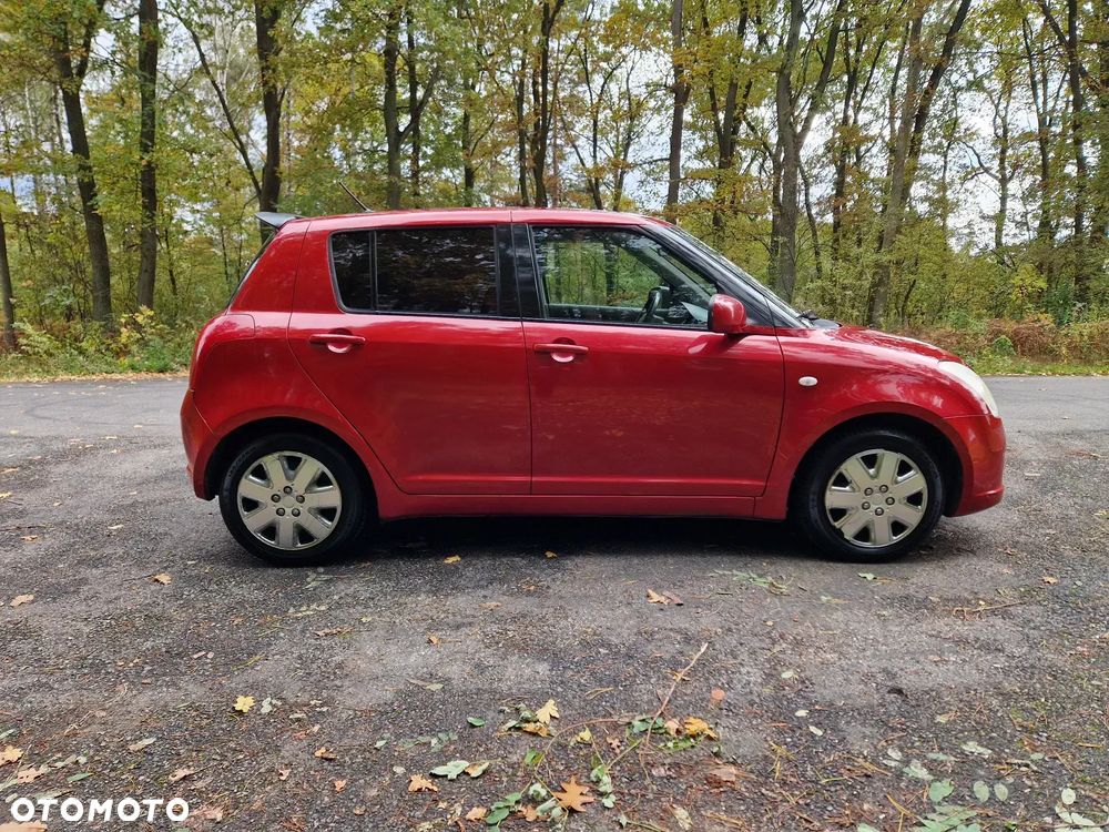 Suzuki Swift - 3