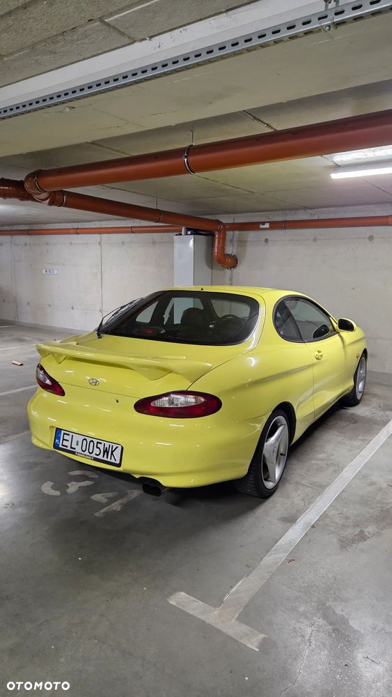 Hyundai Coupe - 4
