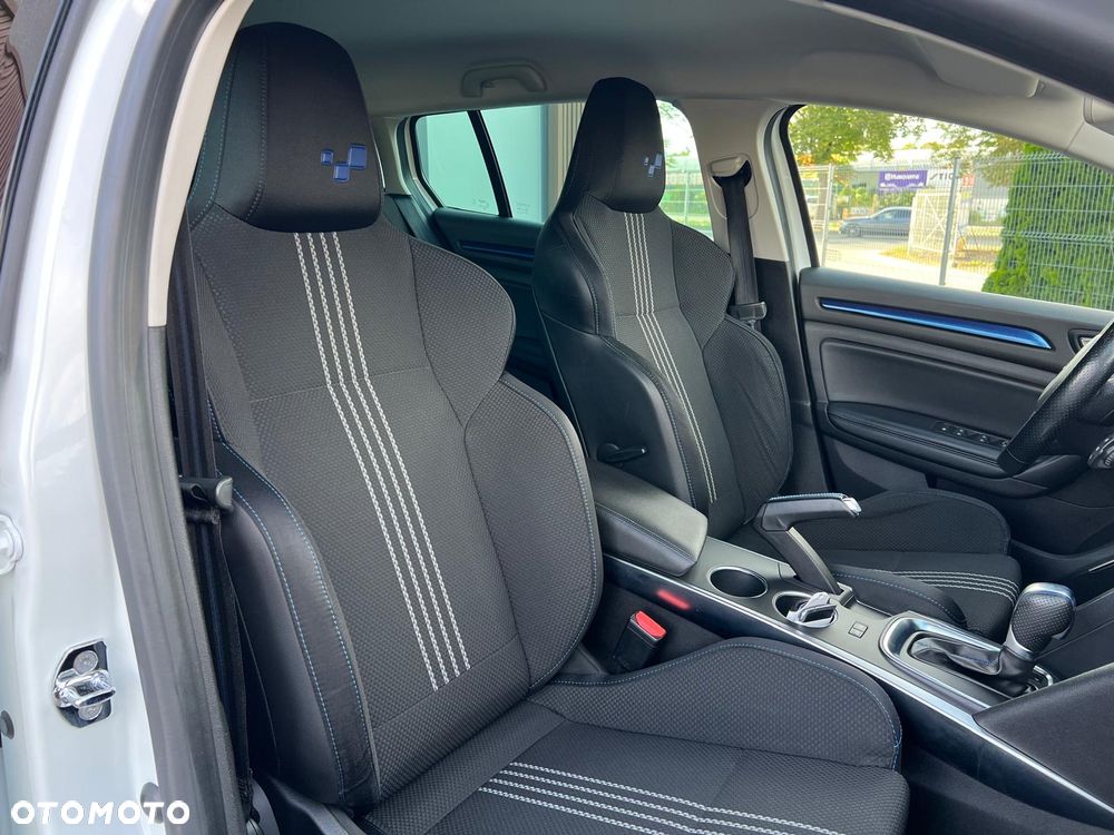 Renault Megane 1.6 TCe GT EDC - 22