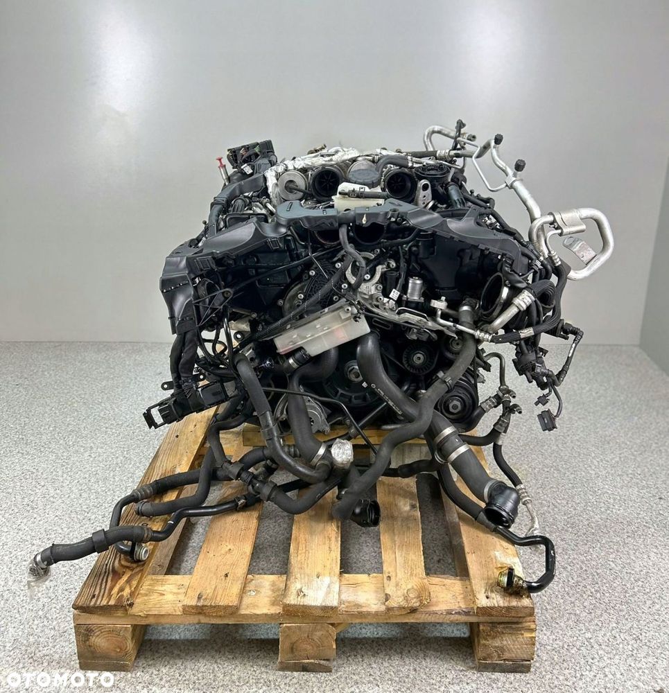 MERCEDES 63 AMG KOMPLETNY SILNIK 4.0 V8 177.980 177980 - 1