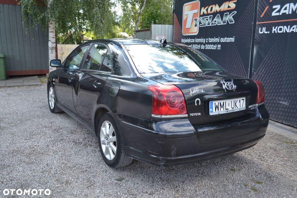 Toyota Avensis - 5