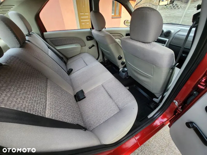 Dacia Logan - 9