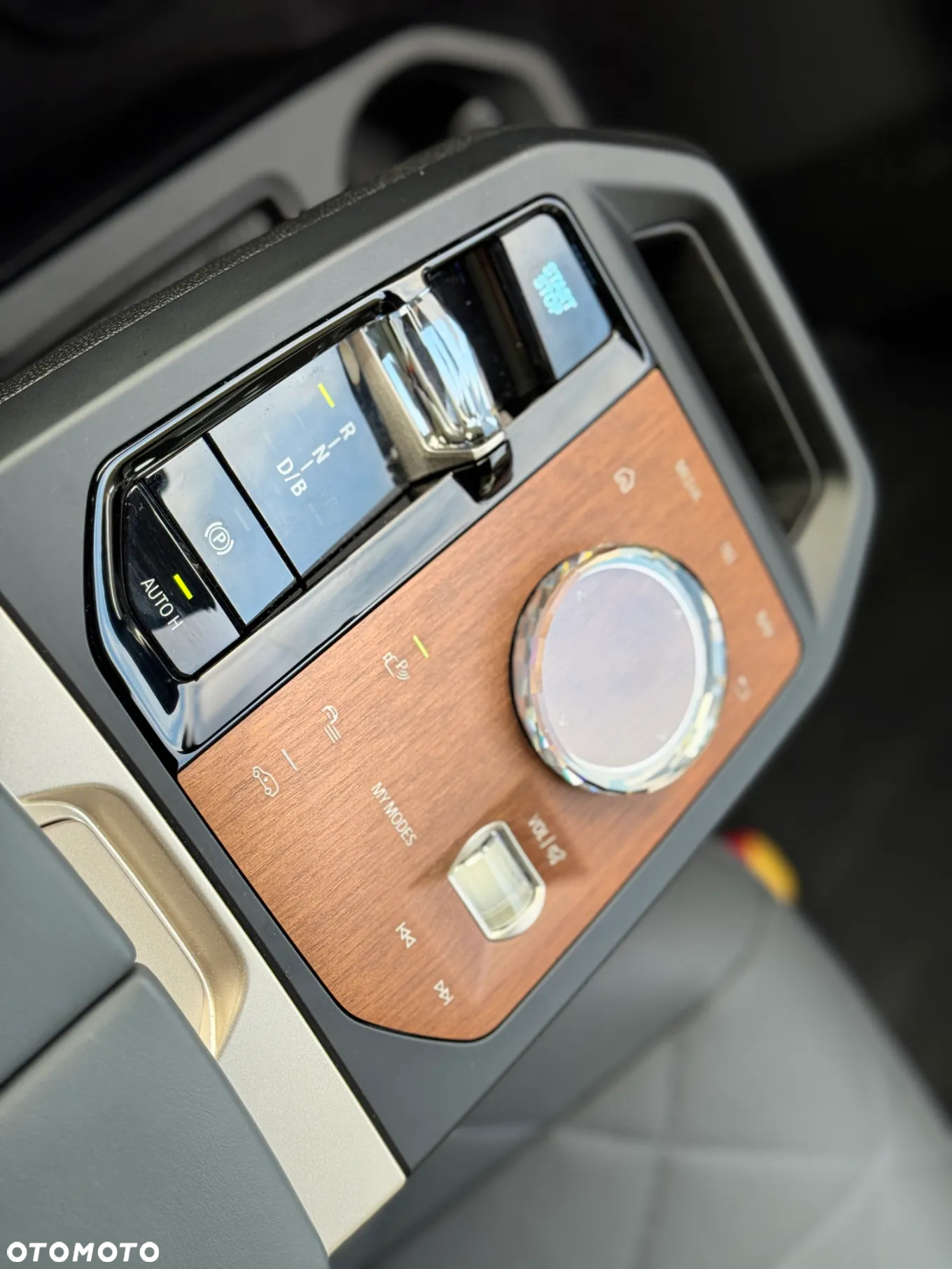 BMW iX xDrive50 - 15