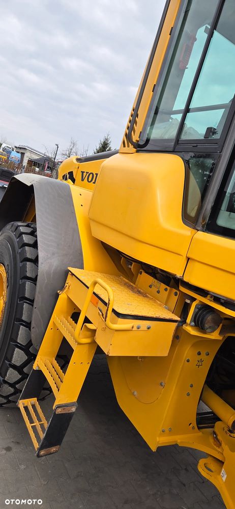 Volvo <<Volvo L90F, tylko 9400Mtg oryginał! Serwis Volvo Niemcy! Waga! sprowadzona>> - 28