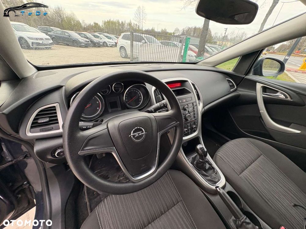 Opel Astra 2.0 CDTI Cosmo - 21