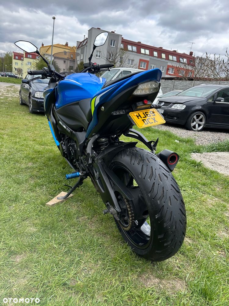Suzuki GSX 1000 - 3