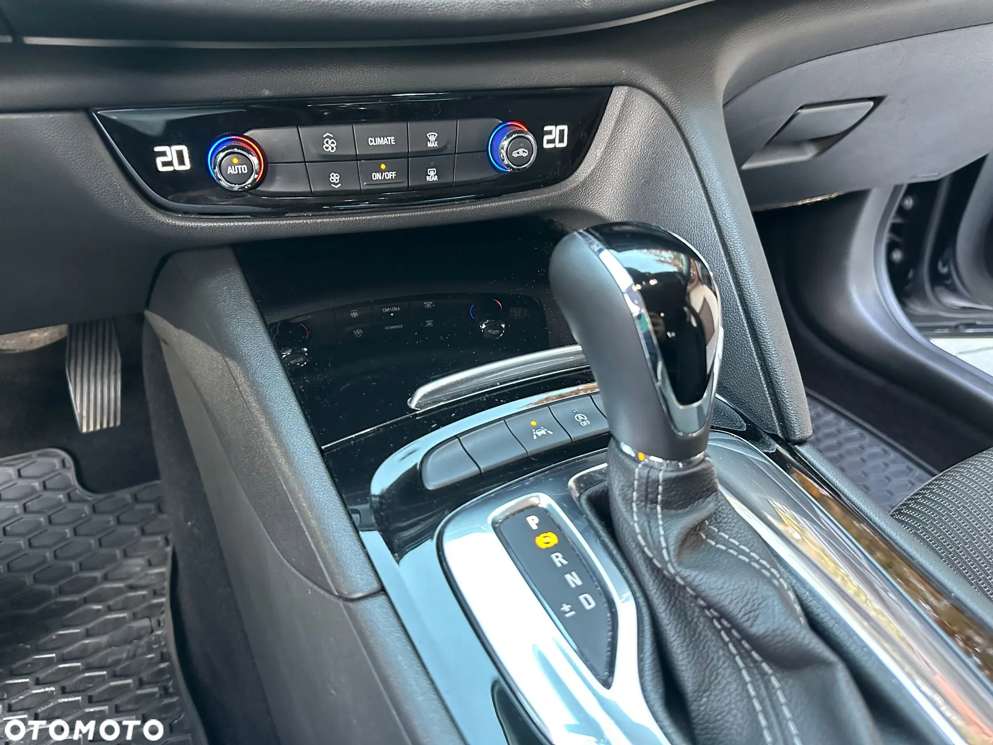 Opel Insignia 2.0 CDTI Elite S&S - 28