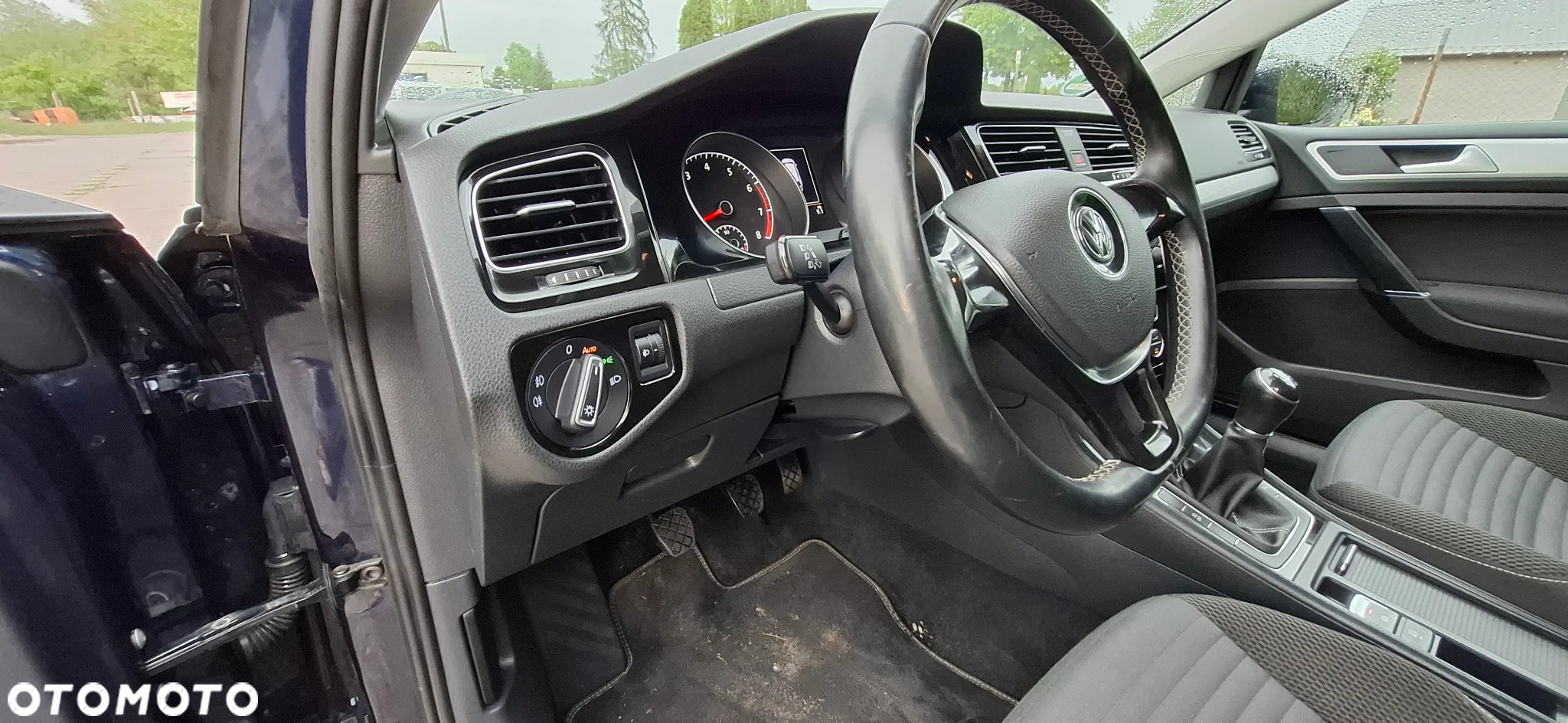 Volkswagen Golf 1.2 TSI BlueMotion Technology Cup - 30