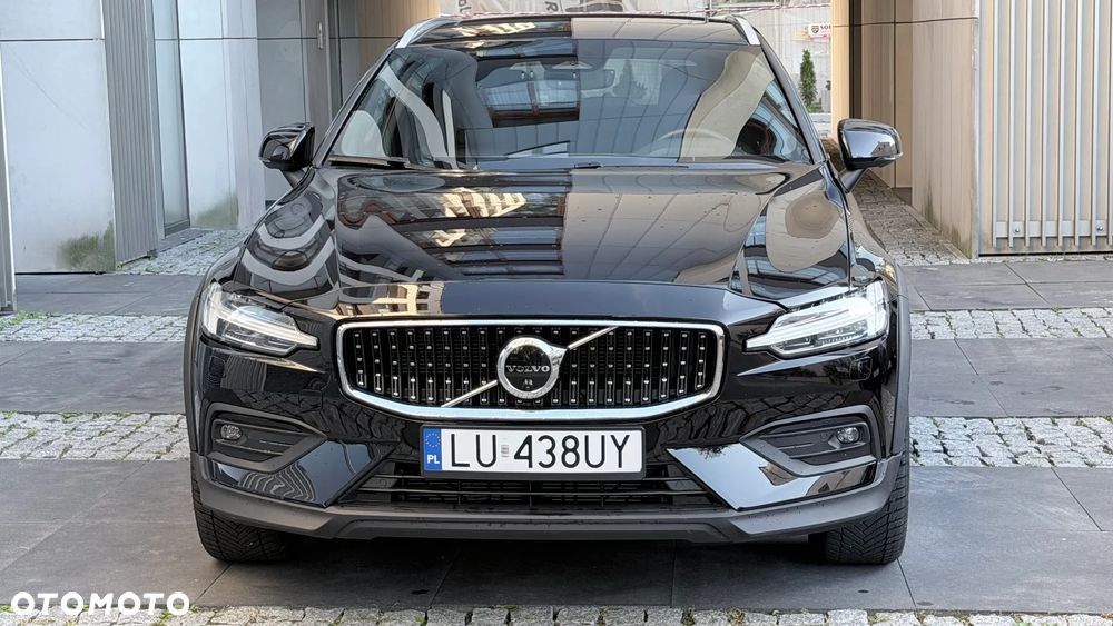 Volvo XC 60 B5 B AWD Plus Bright - 3
