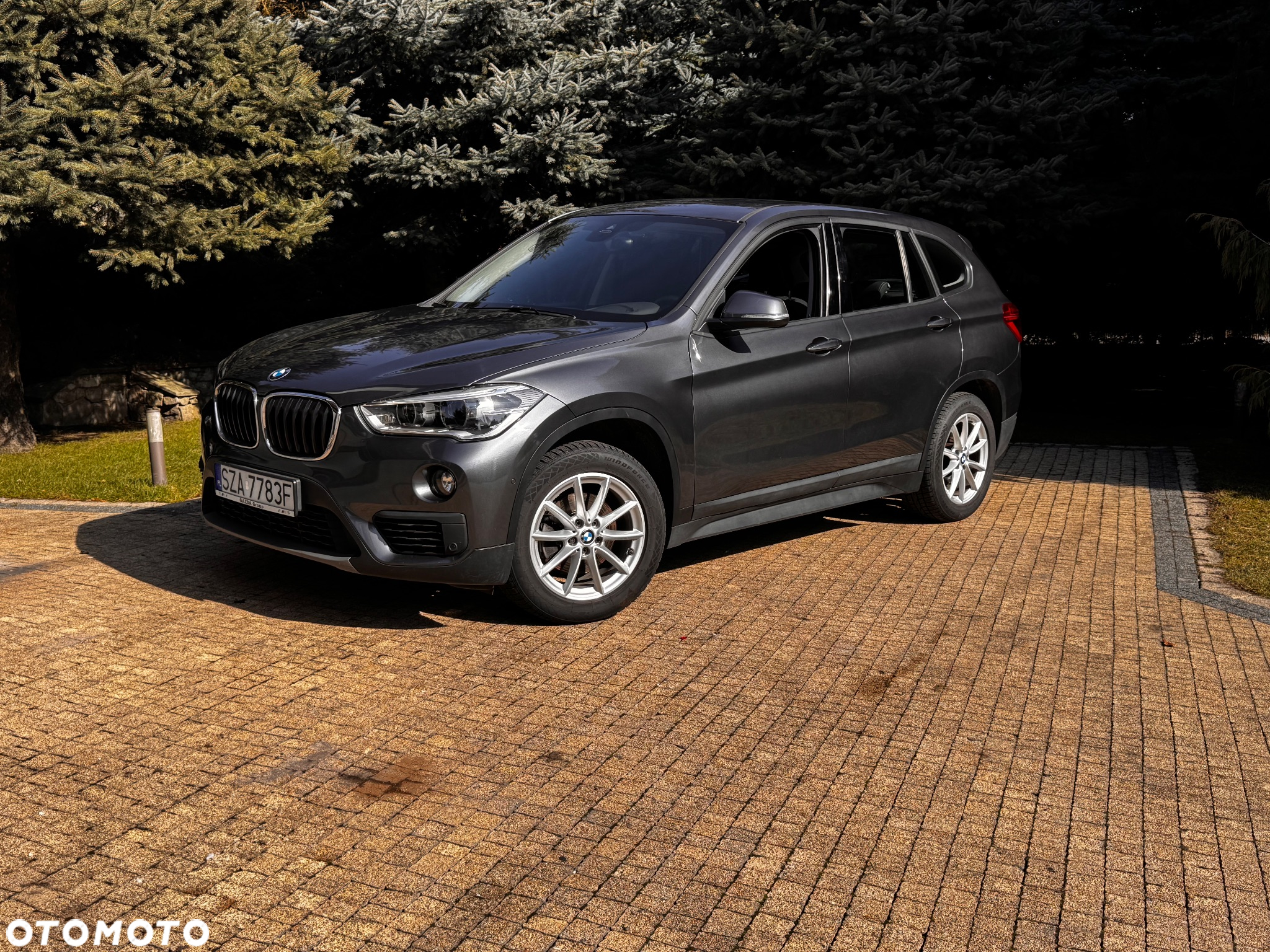 BMW X1 sDrive18i xLine - 12