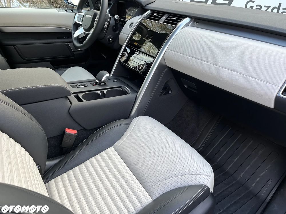 Land Rover Discovery D250 Dynamic SE - 3