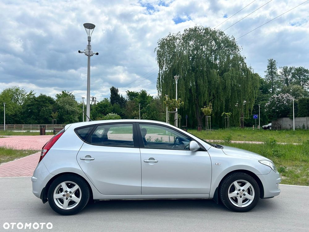 Hyundai i30 1.6 CRDi Comfort - 2