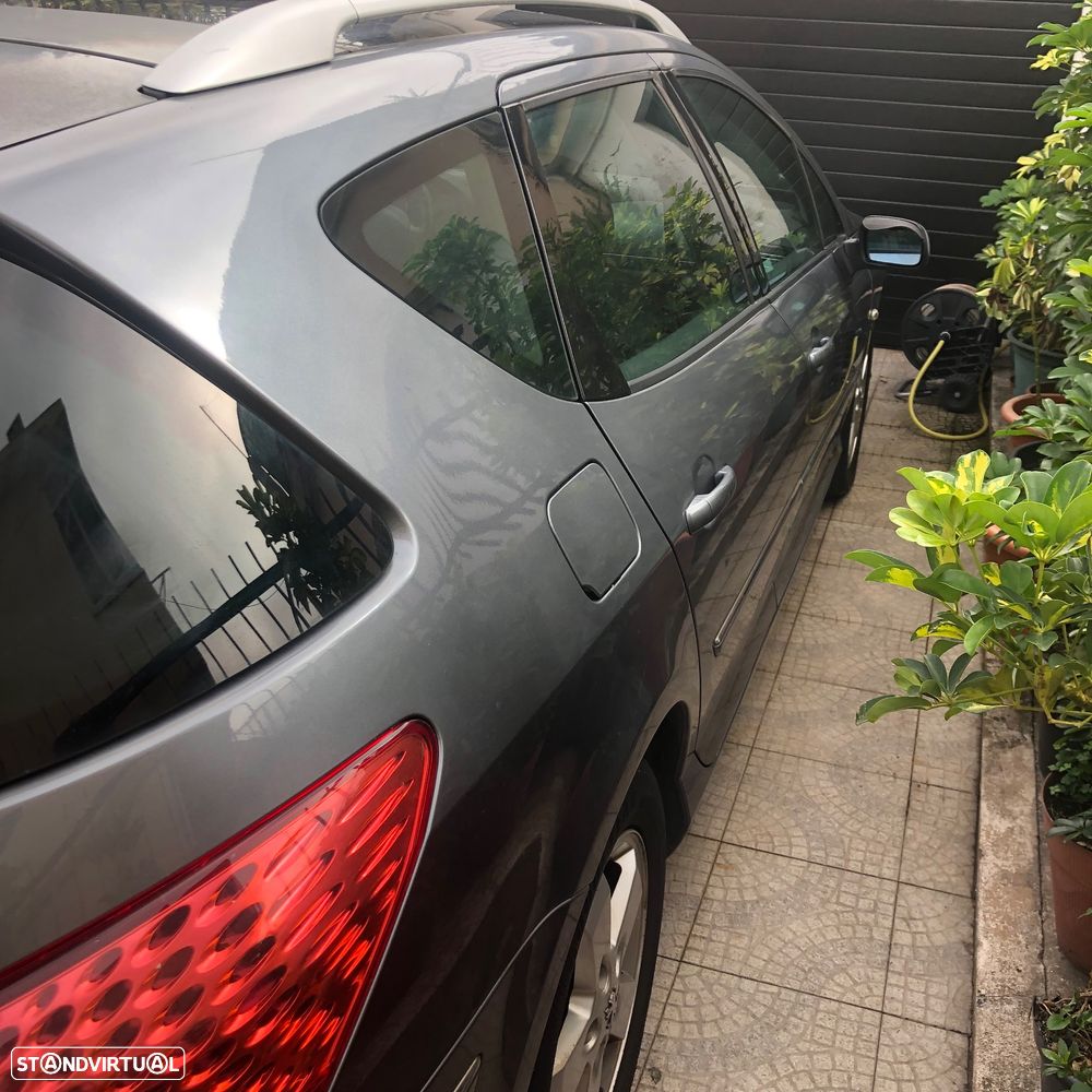 Peugeot 407 SW - 4