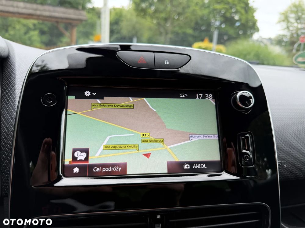 Renault Clio ENERGY TCe 90 Start & Stop LIMITED 2018 - 25
