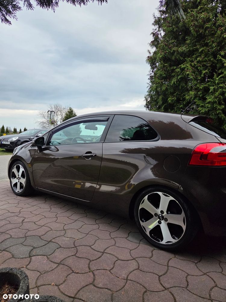 Kia Rio 1.2 XL - 11