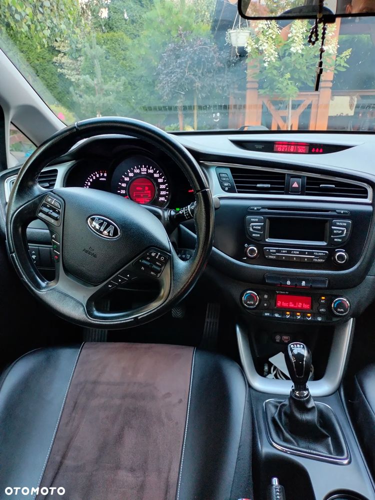 Kia Ceed 1.6 GDI M - 16