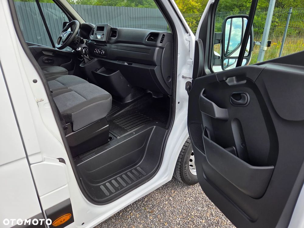 Renault Master - 30
