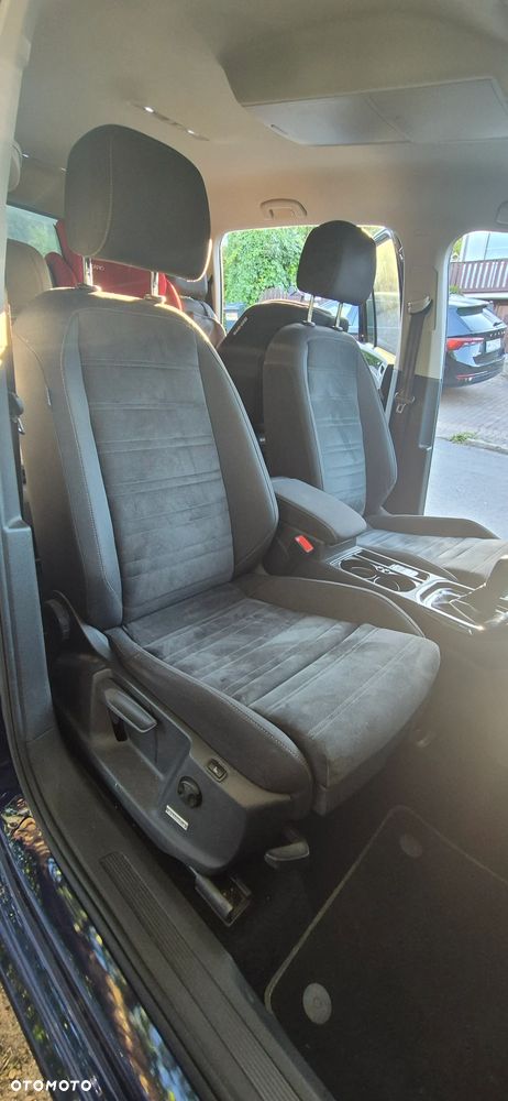Volkswagen Touran 1.5 TSI EVO Highline DSG - 6
