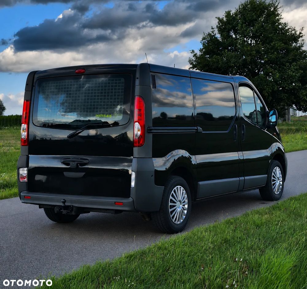 Opel Vivaro - 5