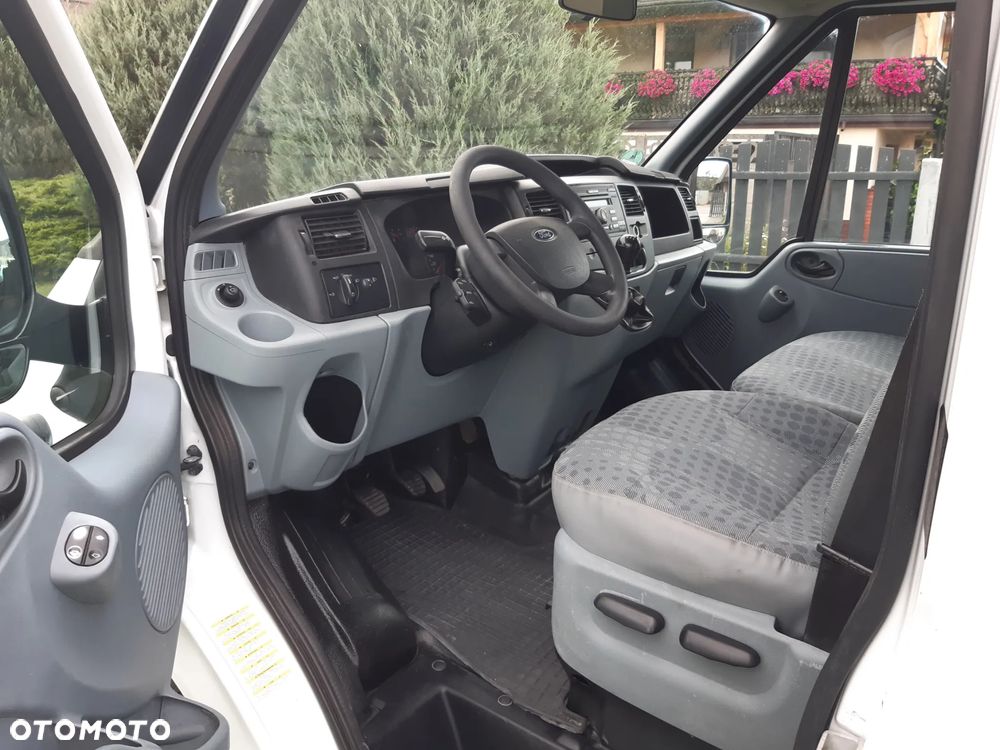Ford Transit - 14