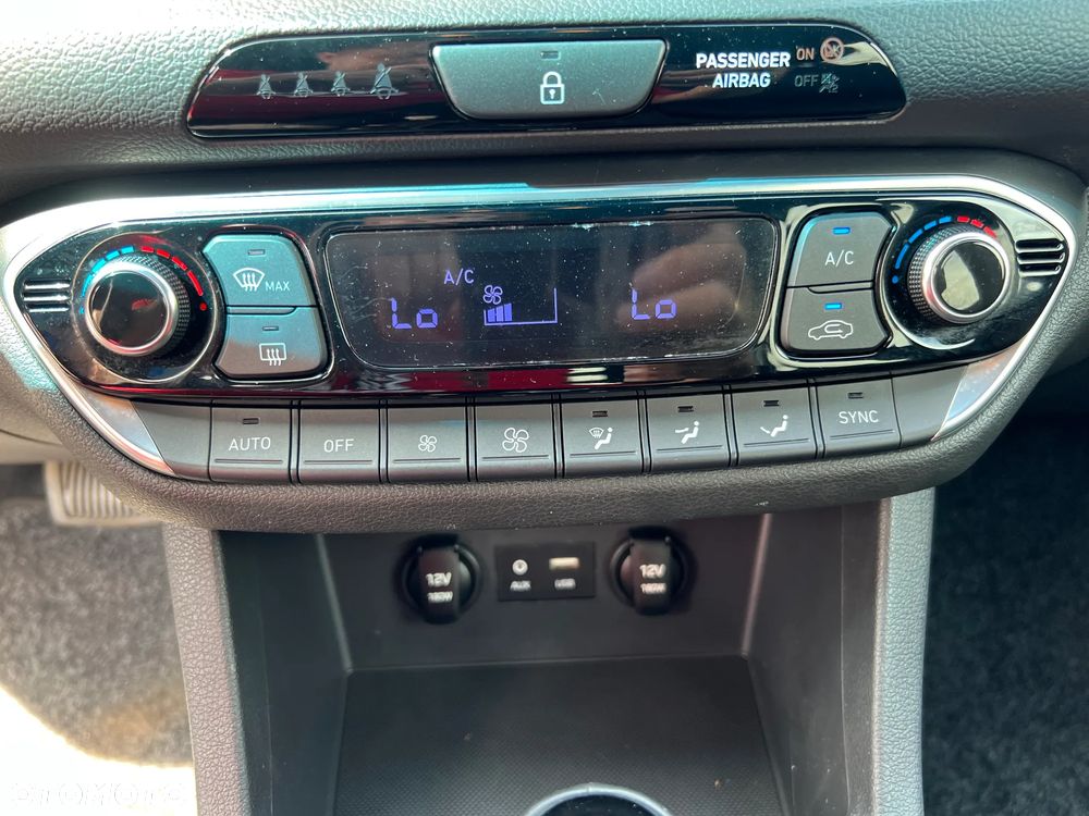 Hyundai i30 1.4 T-GDI DCT Passion Plus - 17