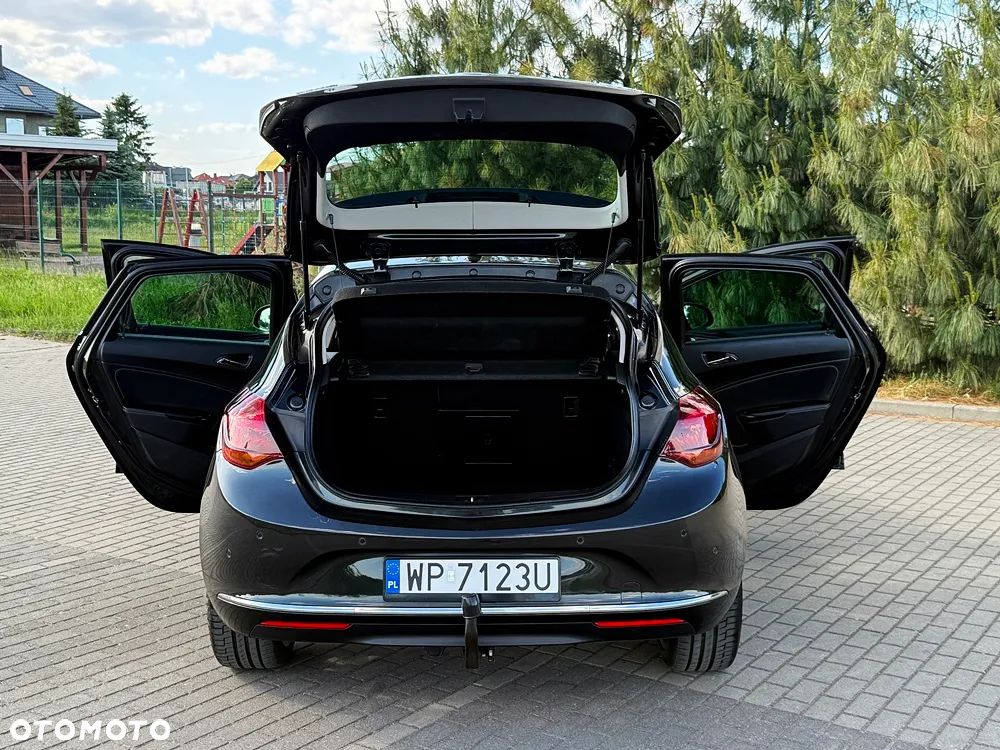 Opel Astra 1.4 Turbo - 21