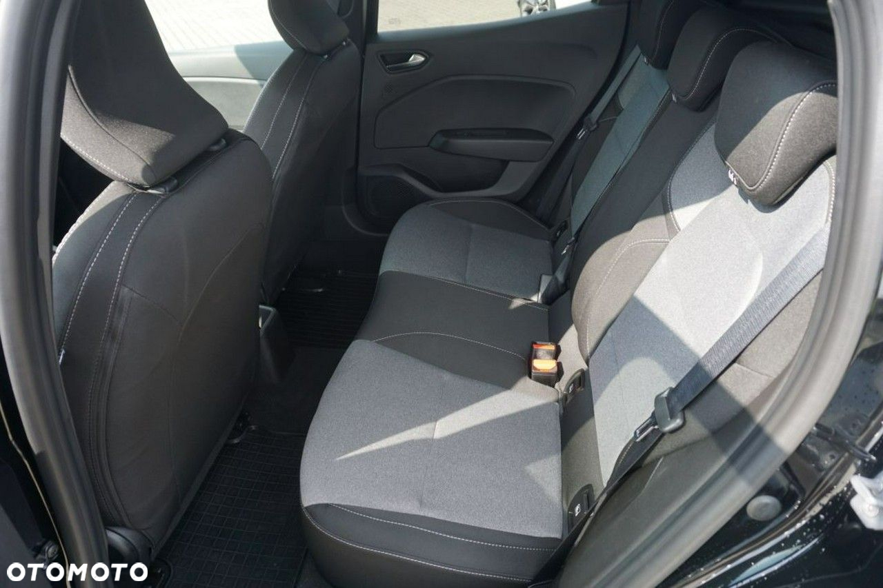 Renault Clio 1.0 TCe Evolution - 10