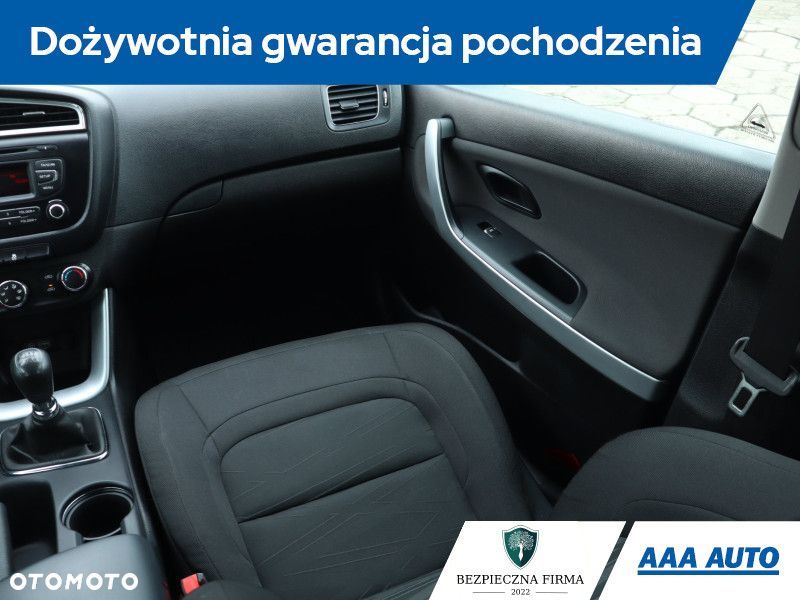Kia Ceed - 10