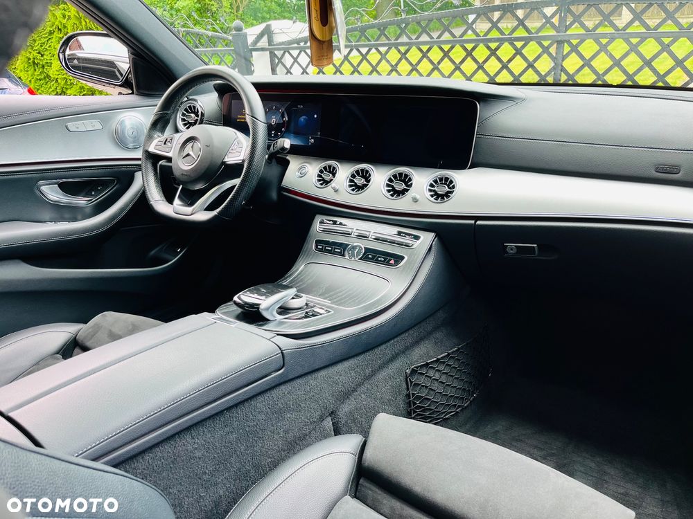 Mercedes-Benz Klasa E 220 d 9G-TRONIC - 27