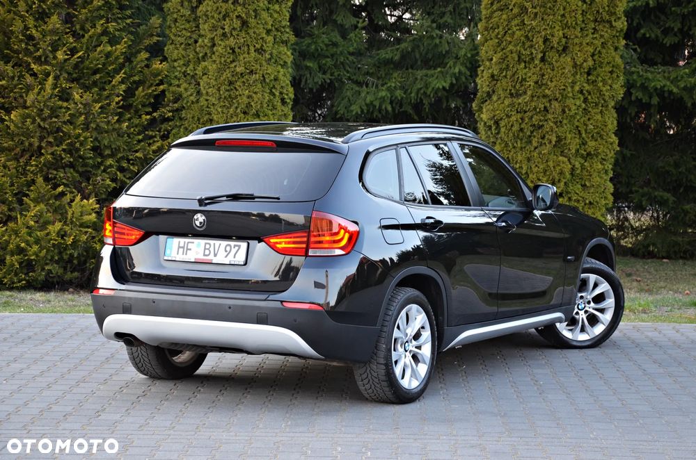 BMW X1 sDrive18d Sport Line - 4