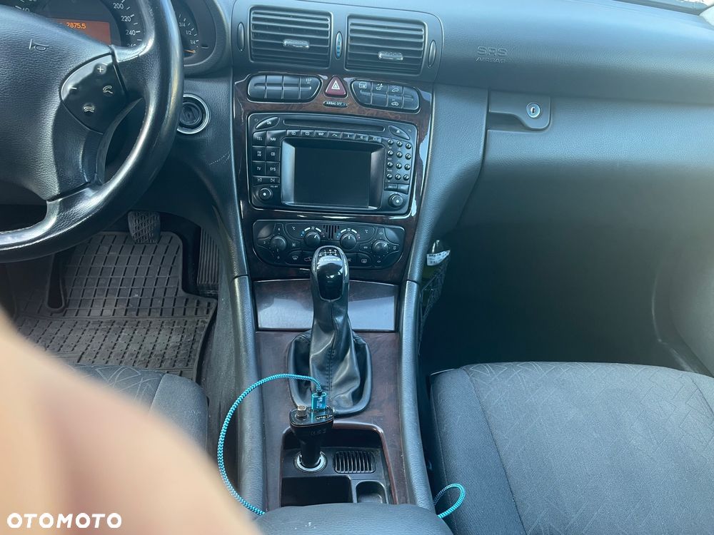 Mercedes-Benz Klasa C 220 T CDI Elegance - 8