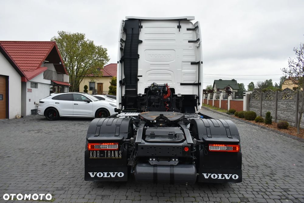 Volvo FH 460 XL // ZABUDOWY MIĘDZYOSIOWE //FULL LED // NOWE OPONY // NAVI // - 6