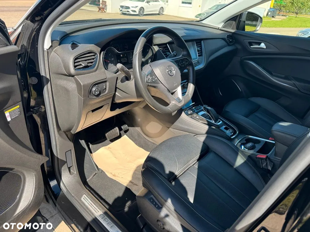 Opel Grandland X 1.6 T Elite S&S - 8