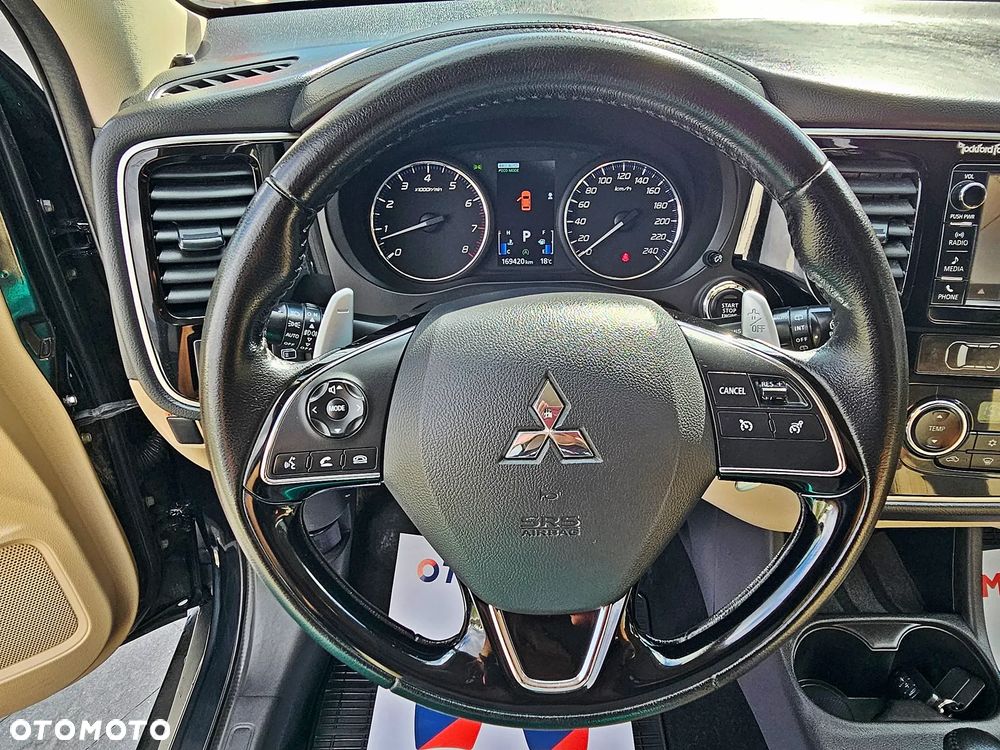 Mitsubishi Outlander 2.0 4WD CVT Diamant+ - 23