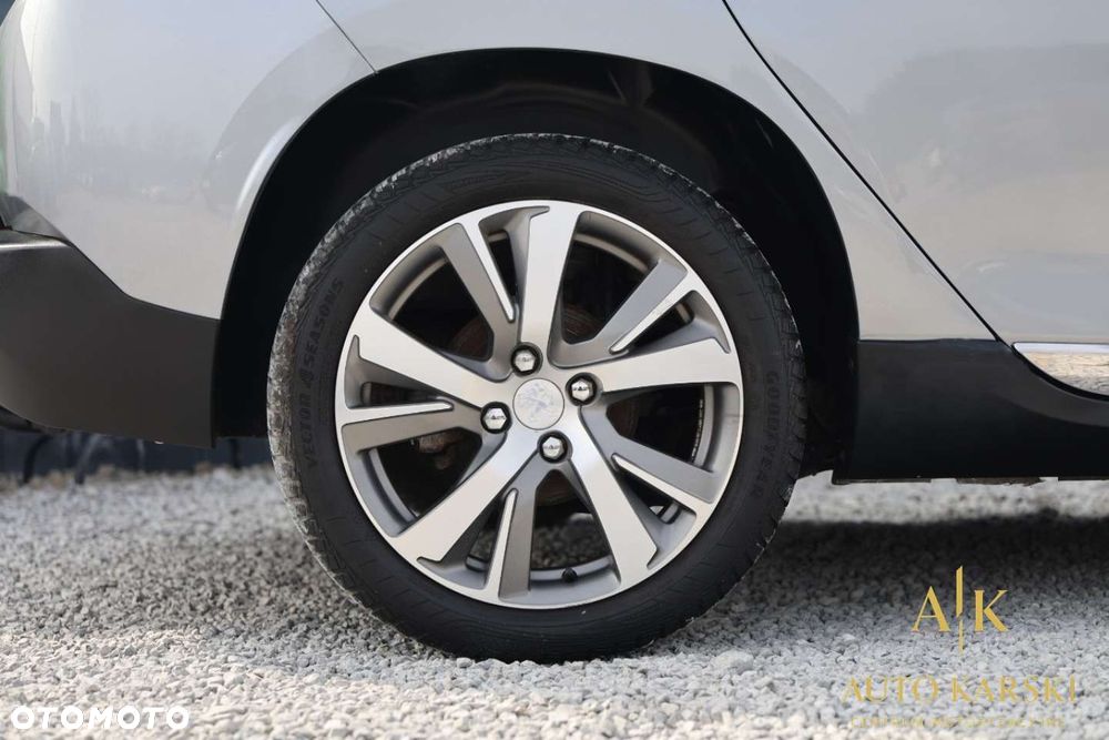 Peugeot 2008 - 13