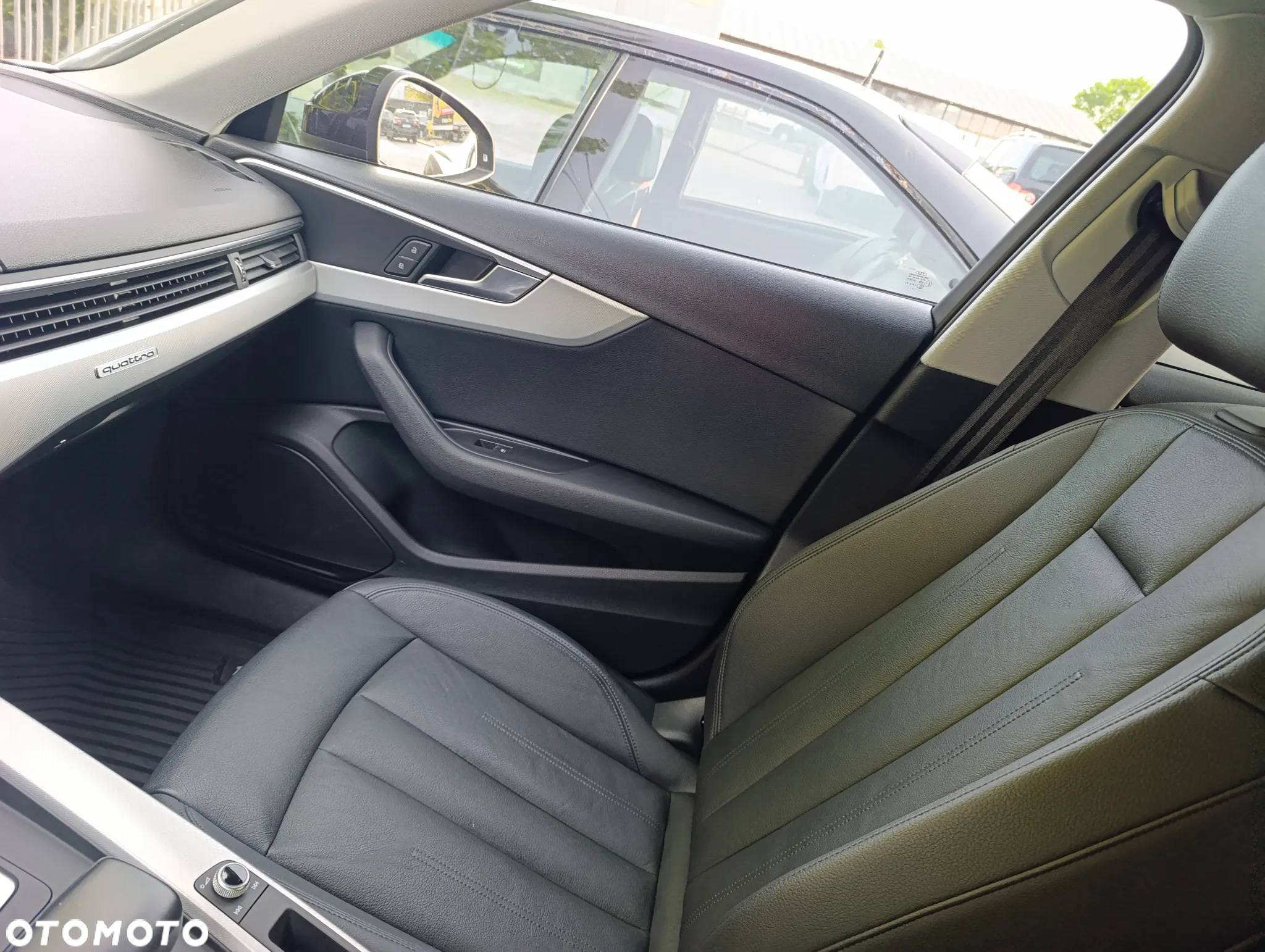Audi A4 2.0 TFSI Quattro S tronic - 24