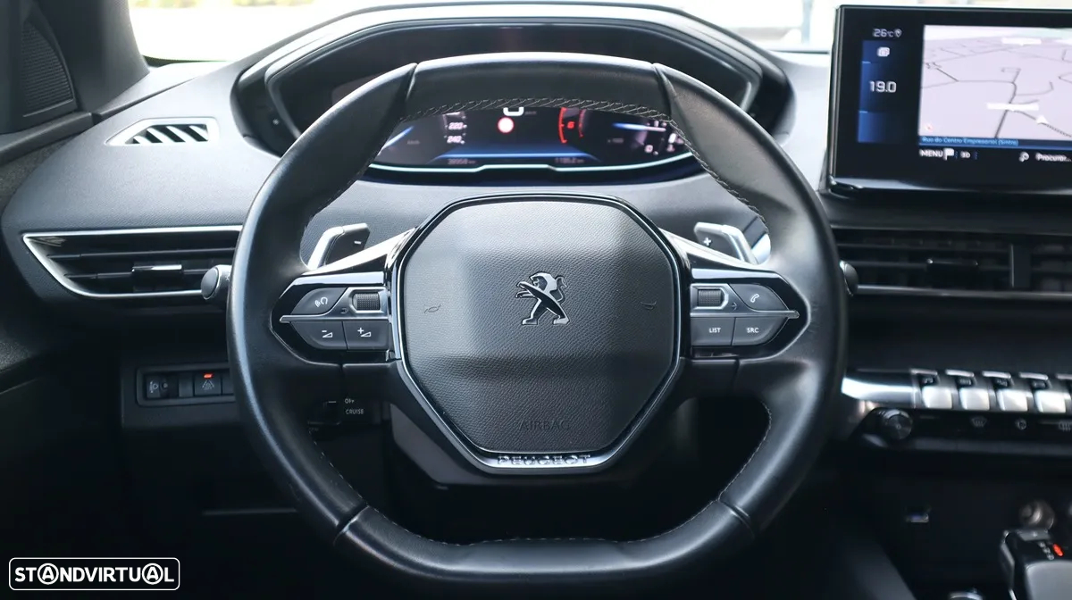 Peugeot 5008 1.5 BlueHDi Allure Pack EAT8 - 18
