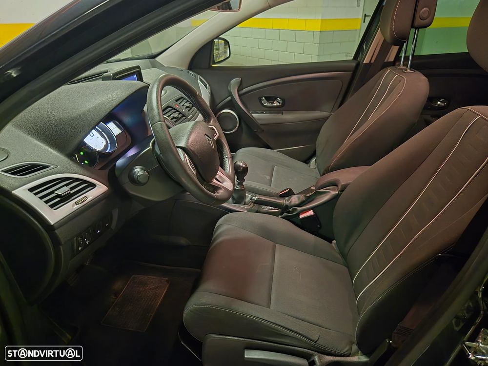 Renault Mégane Sport Tourer ENERGY dCi 110 Start & Stopp Dynamique - 23