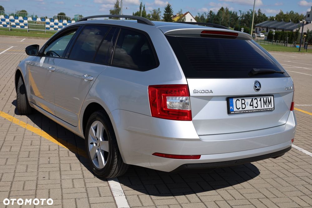 Skoda Octavia 1.6 TDI Ambition - 4
